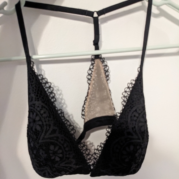 Victorias Secret black bralette - Picture 2 of 4